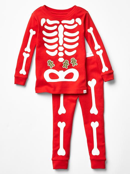 Image number 3 showing, Festive glow-in-the-dark bones sleep set