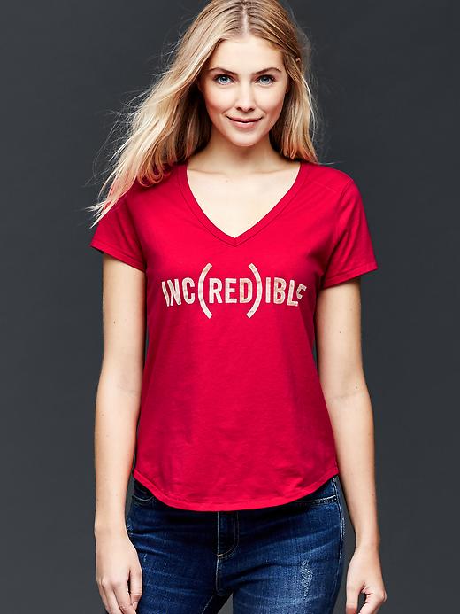 Image number 6 showing, Gap x (RED)&#153 word v-neck tee