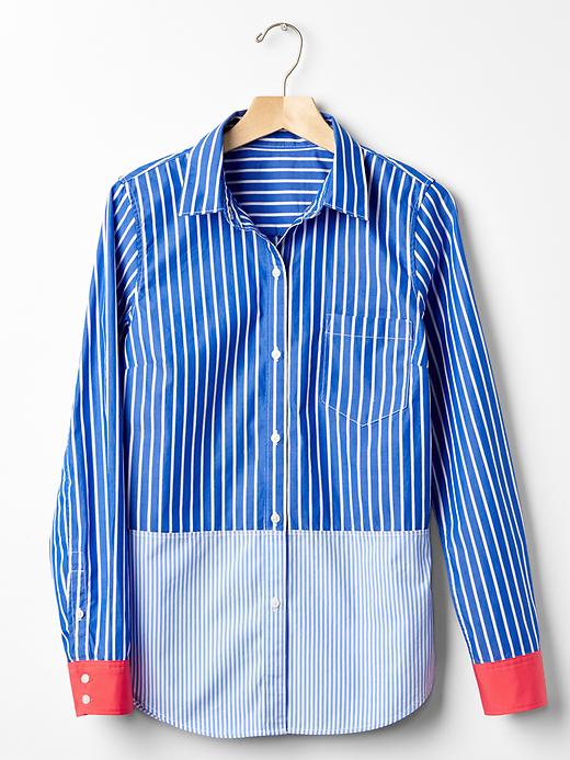 Image number 6 showing, Colorblock stripe fitted boyfriend shirt