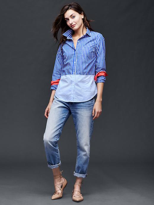 Image number 3 showing, Colorblock stripe fitted boyfriend shirt