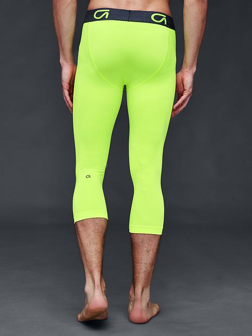 Image number 2 showing, Compression layer three-quarter pants
