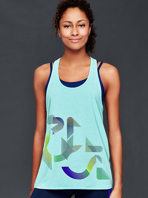 View large product image 1 of 1. GapFit Breathe graphic tank