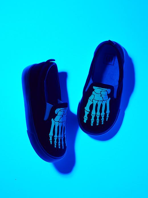 Image number 2 showing, Skeleton glow-in-the-dark slip-on sneakers