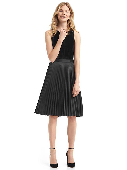Image number 3 showing, A-line pleat skirt
