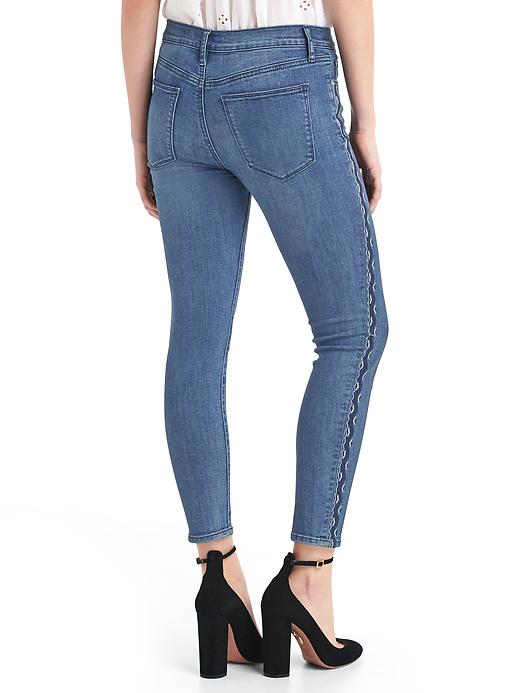 Image number 2 showing, Mid rise embroidered true skinny ankle jeans