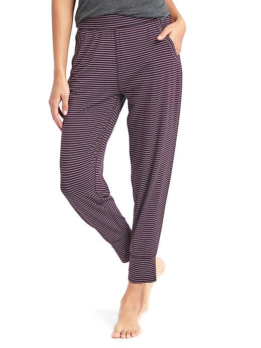 gap print joggers in modal