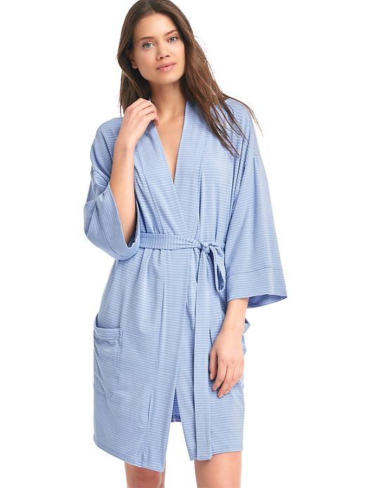 Image number 1 showing, Modal robe