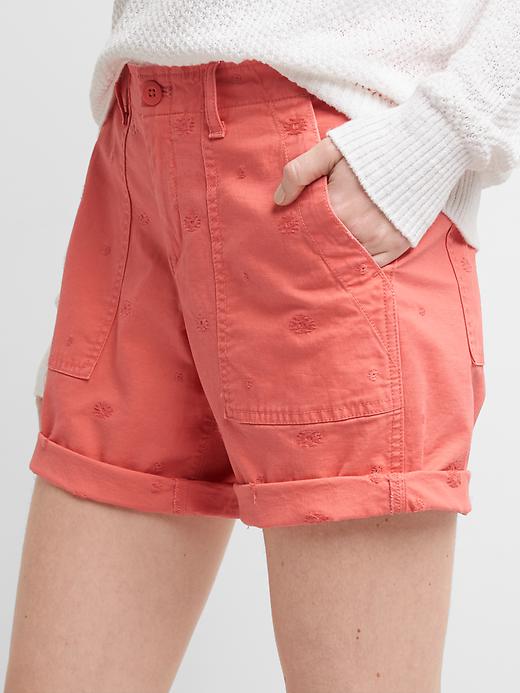 Image number 5 showing, Embroidery girlfriend chino shorts