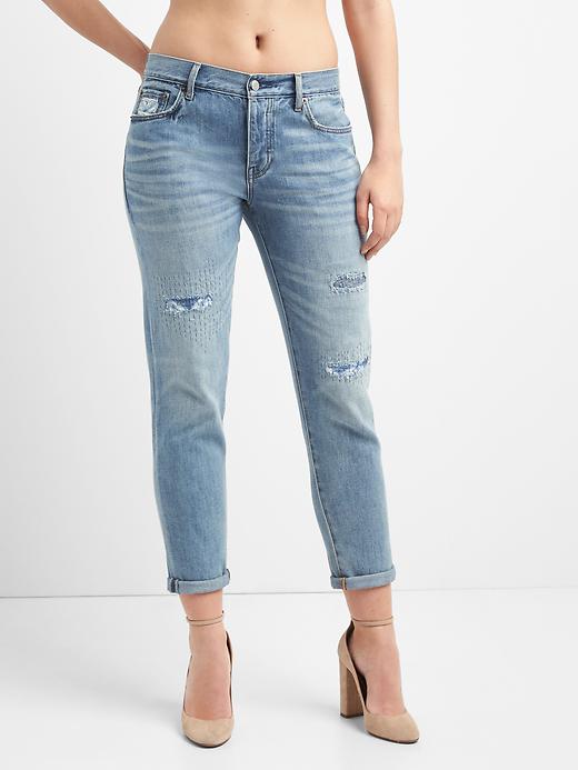 Image number 7 showing, Mid rise relaxed boyfriend patch jeans