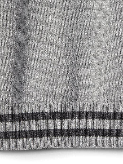 Image number 4 showing, Sweater vest