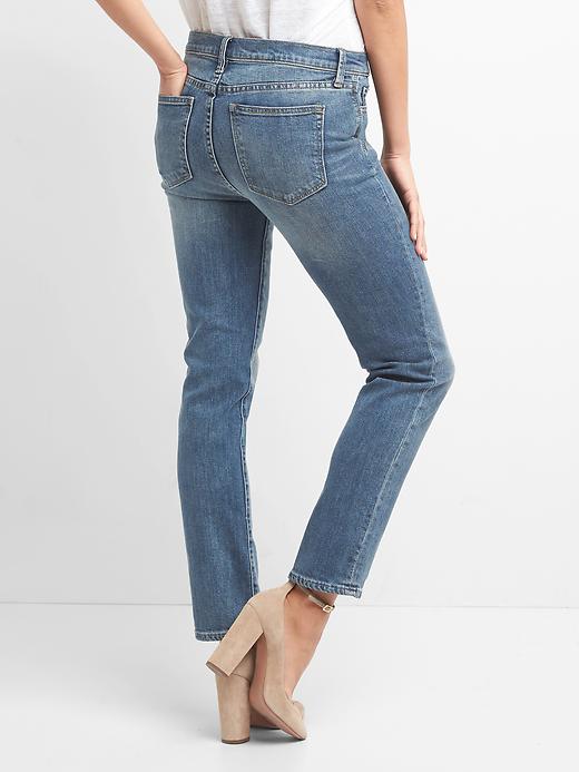 Image number 2 showing, Mid Rise Real Straight Jeans in Medium Vintage Wash