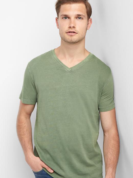 Image number 10 showing, Essential Short Sleeve V-Neck T-Shirt