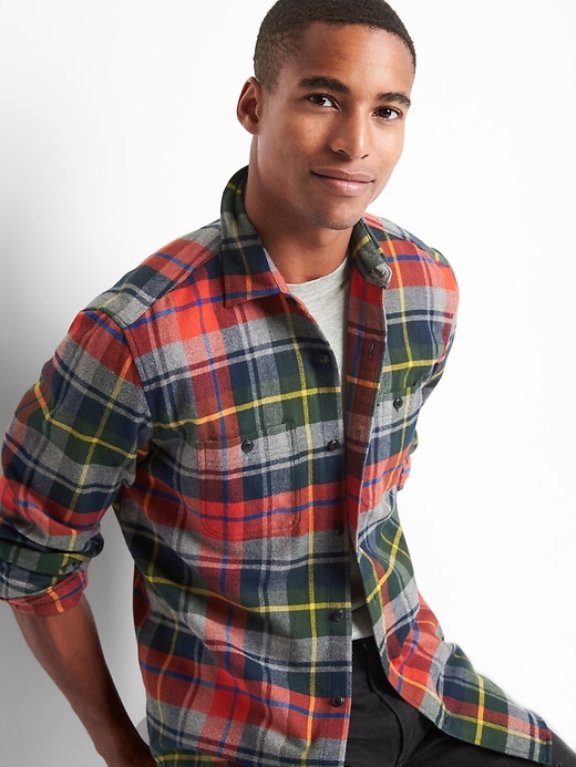 View large product image 1 of 1. Flannel plaid standard fit shirt