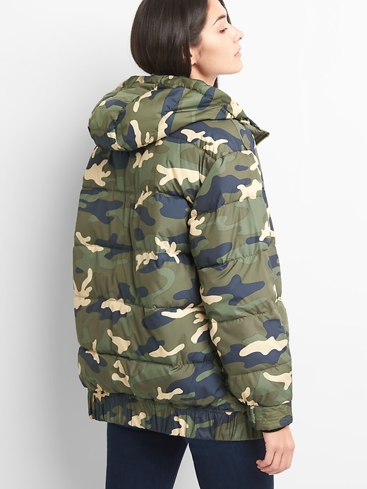 Image number 2 showing, Reversible camo puffer jacket