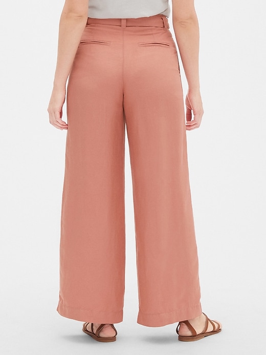Image number 2 showing, High Rise Wide-Leg Pants in Linen-Blend