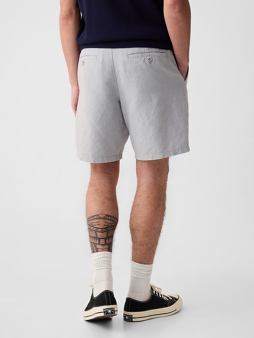 Image number 2 showing, 8" Linen-Cotton Shorts