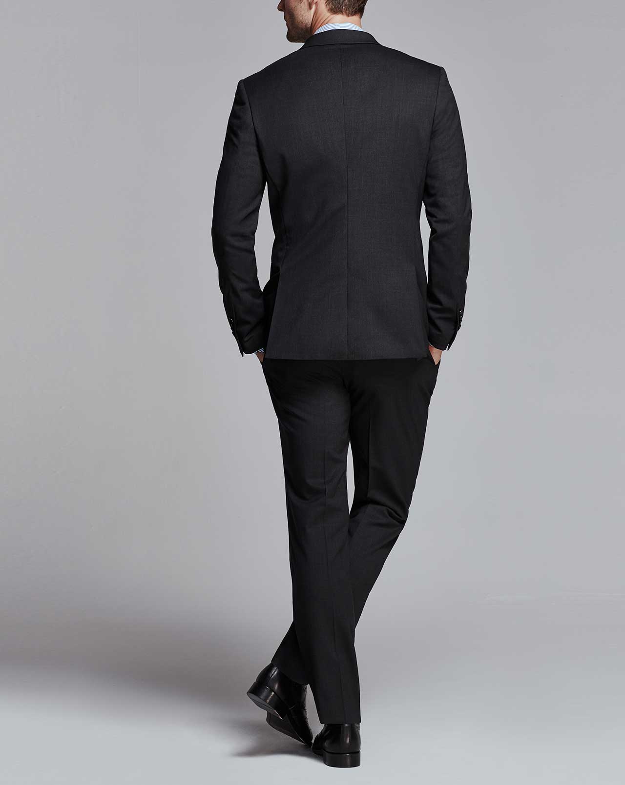 slim suit thumbnail side