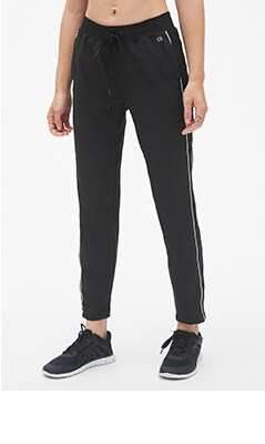 gap womens workout pants
