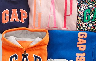 Sweatshirts & Sweaters