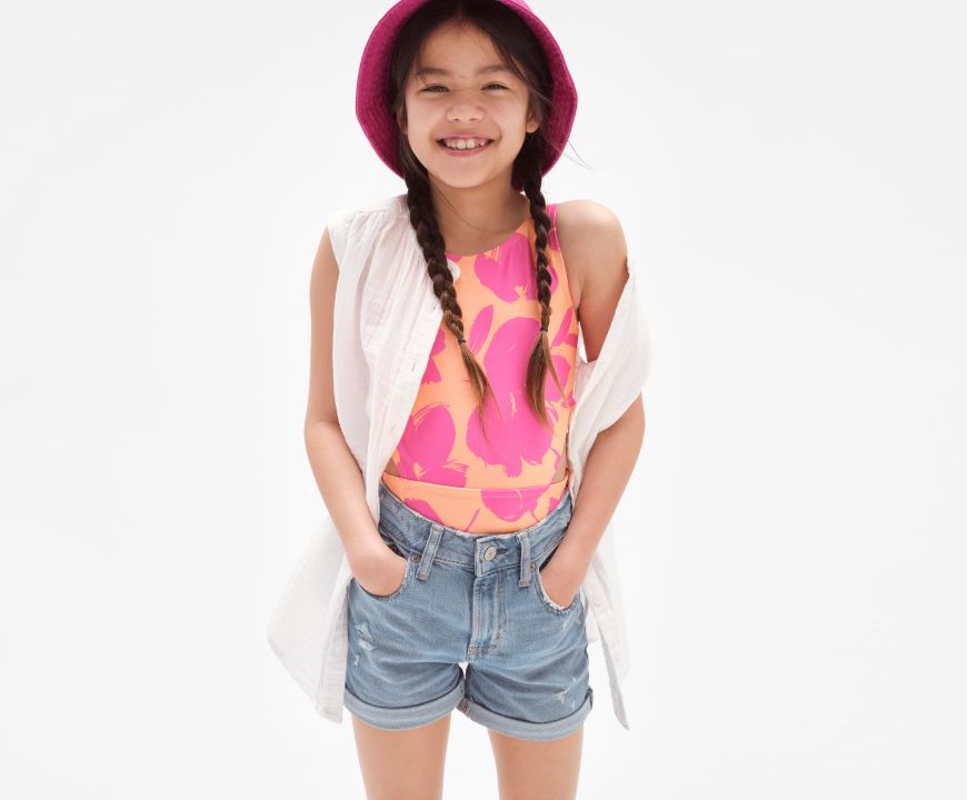 Shout out to the beach babes.