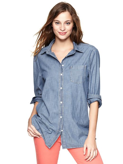 1 of 8 showing, with the color chambray of product Chambray boyfriend pocket shirt