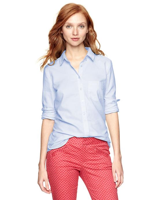 View large product image 1 of 1. Shrunken boyfriend shirt