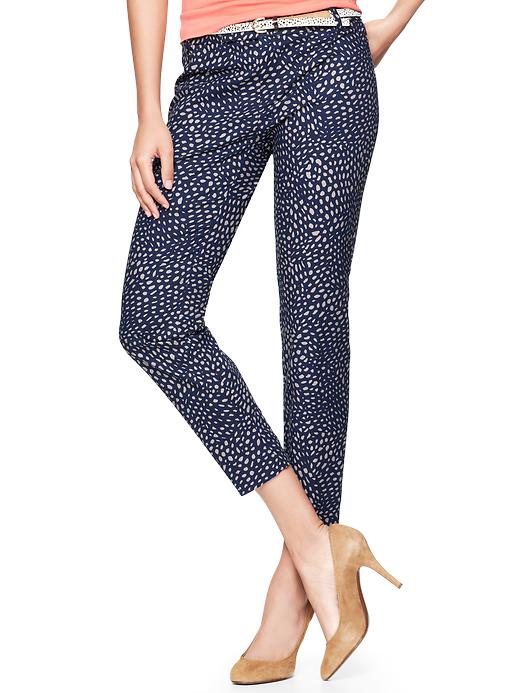 1 of 8 showing, with the color navy print of product Slim cropped print pants