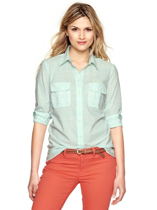 View large product image 1 of 1. Fitted boyfriend plaid shirt