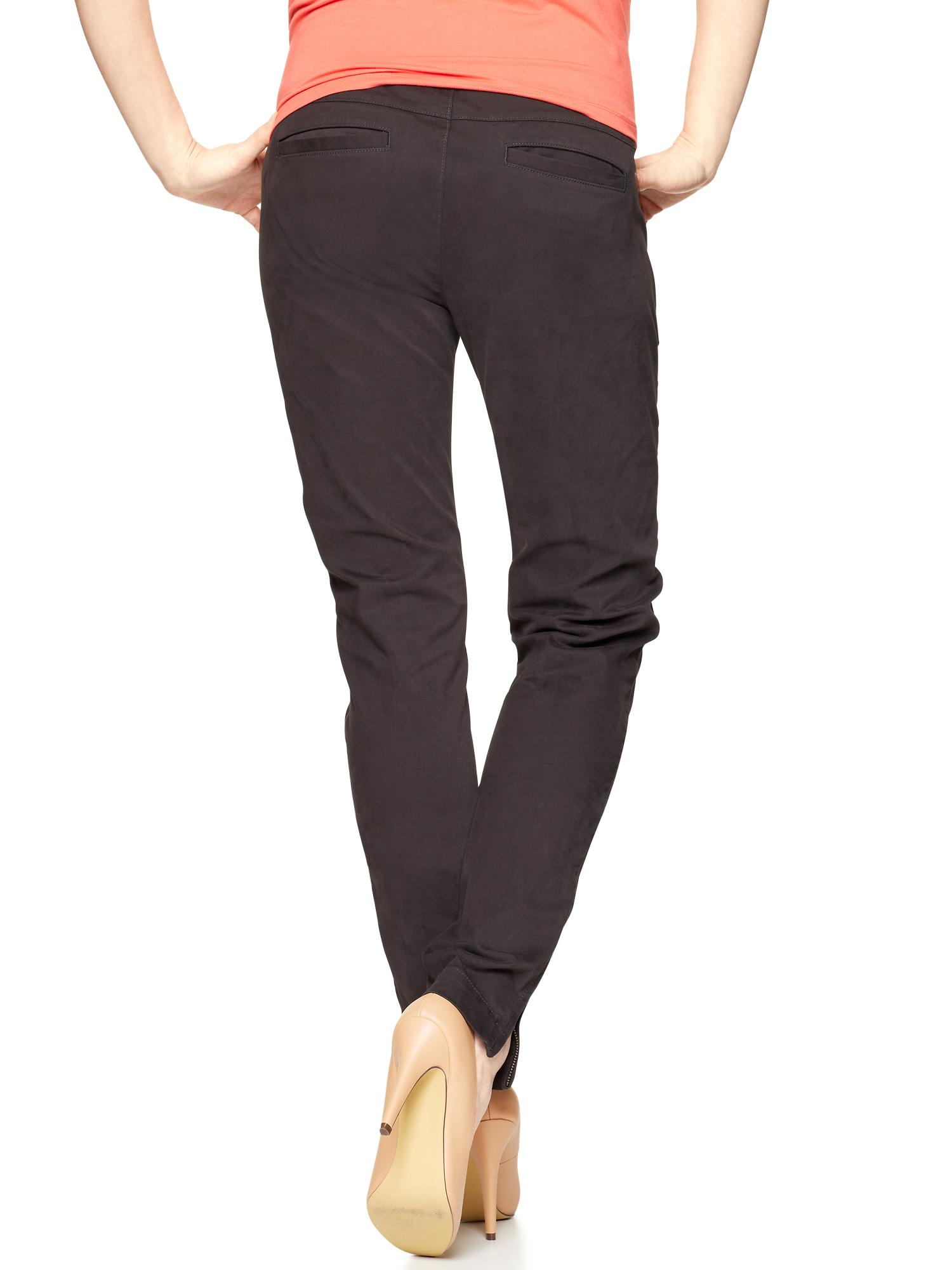 Gap skinny mini khakis 2025
