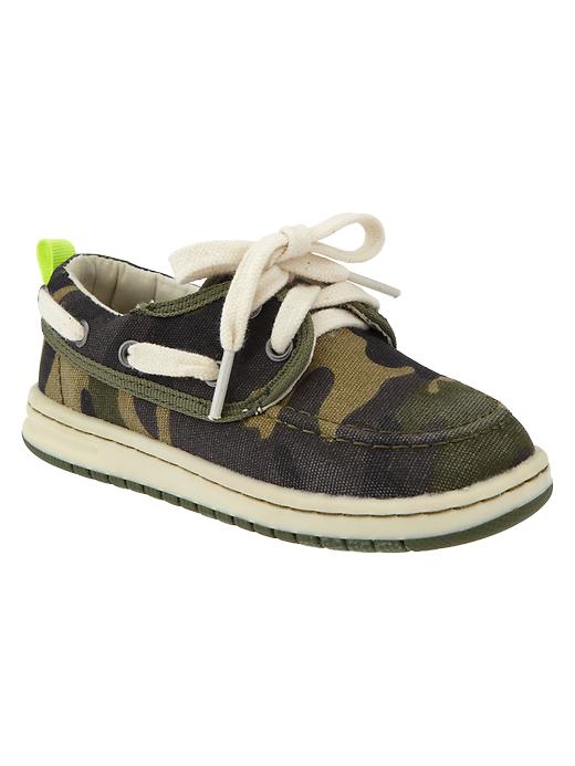1 of 8 showing, with the color olive camo of product Camo sneakers