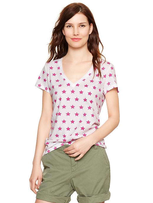 View large product image 1 of 2. Essential star print V-neck T