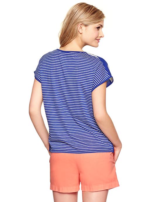 2 of 8 showing, with the color powerful blue of product Mix rugby stripe T