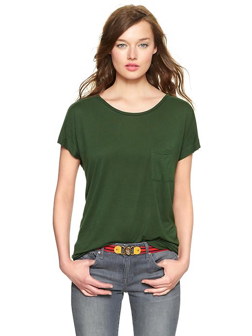 1 of 8 showing, with the color pine needle of product Fluid pocket tee