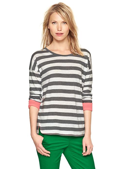 1 of 8 showing, with the color gray stripe of product Contrast-cuff crew T