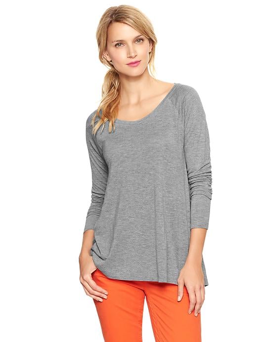 1 of 8 showing, with the color gray of product Fluid drapey T