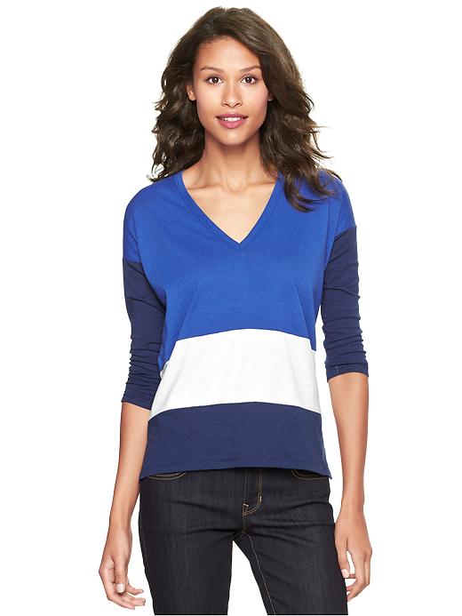 1 of 8 showing, with the color white & blue of product Colorblock V-neck tee