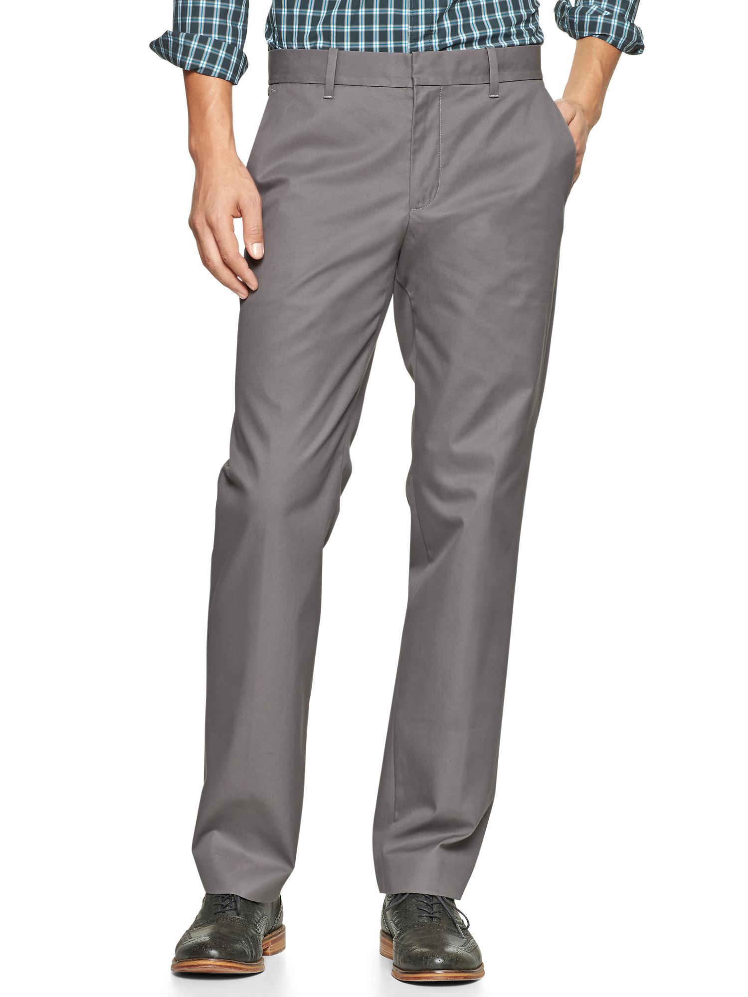 The tailored khaki straight fit