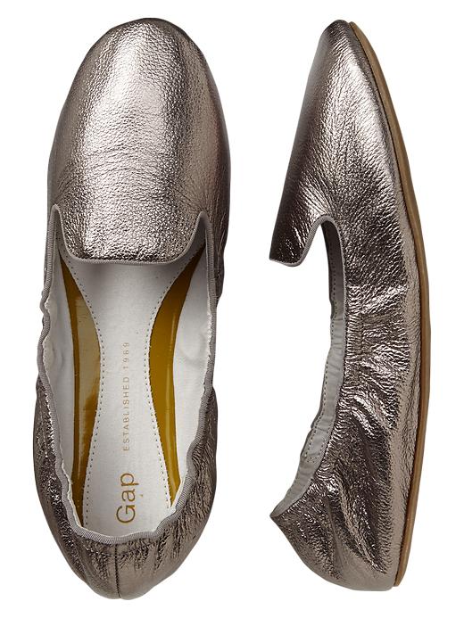 1 of 8 showing, with the color pewter of product Metallic scrunch leather loafers