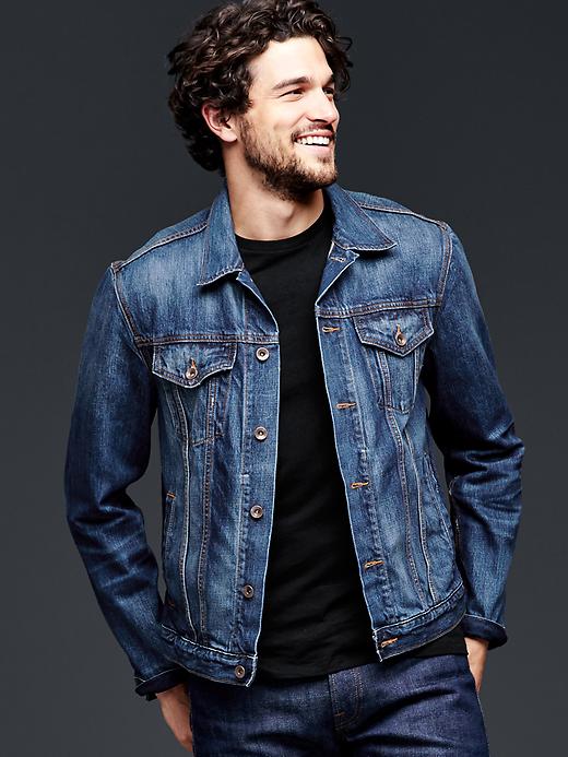 1 of 8 showing, with the color medium of product 1969 heritage denim jacket (medium blue wash)