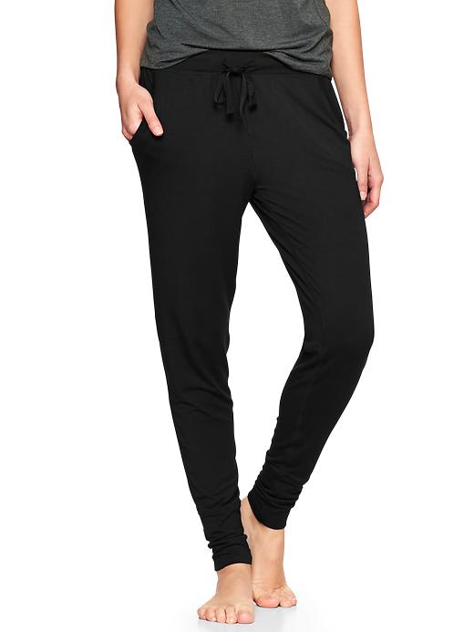 1 of 8 showing, with the color true black of product Slim modal pants