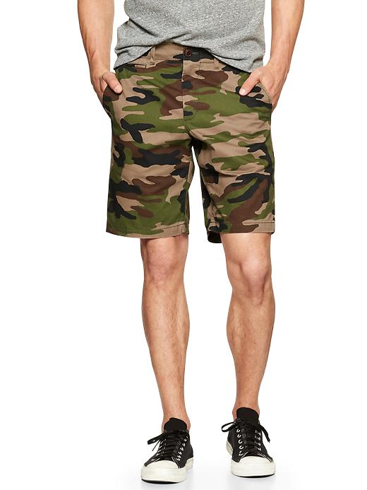 1 of 8 showing, with the color green camo of product Lived-in camo shorts (10")