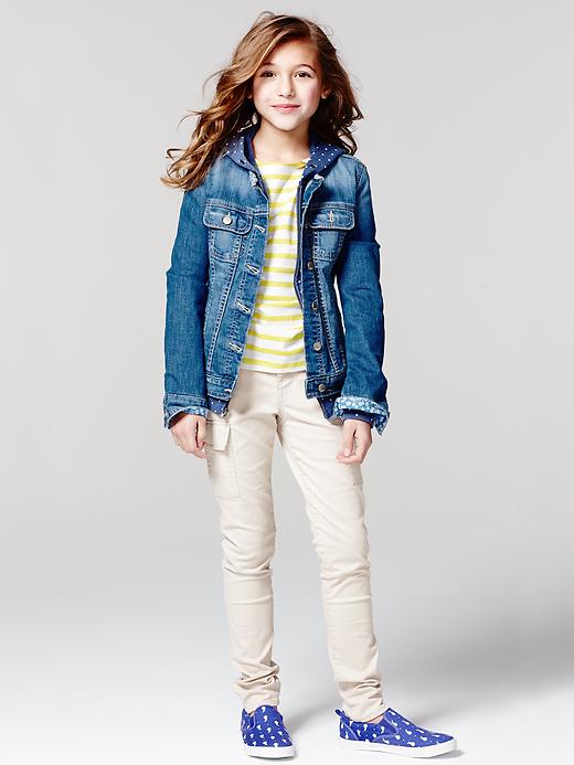 2 of 8 showing, with the color medium wash of product Destroyed denim jacket