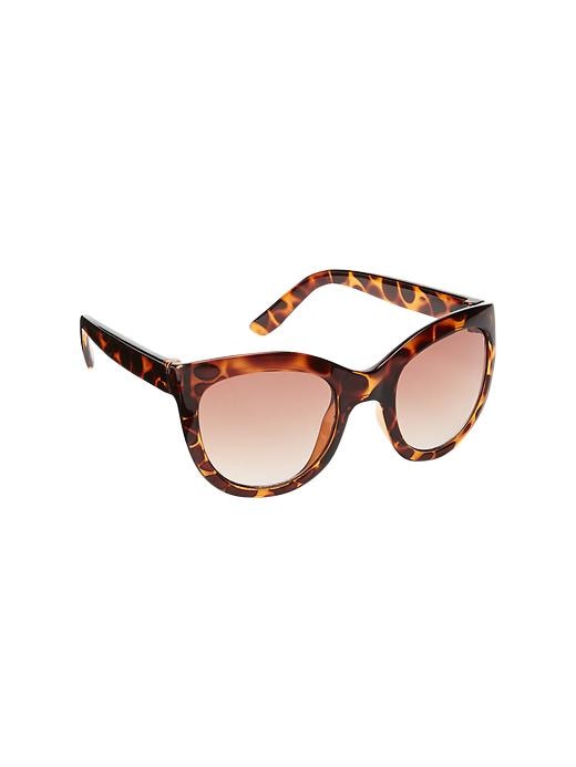 View large product image 1 of 1. Classic sunglasses