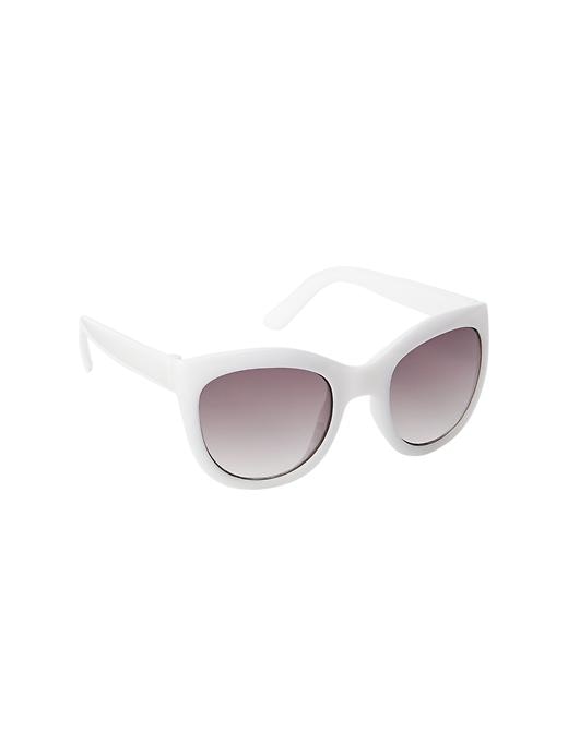 View large product image 1 of 1. Classic sunglasses