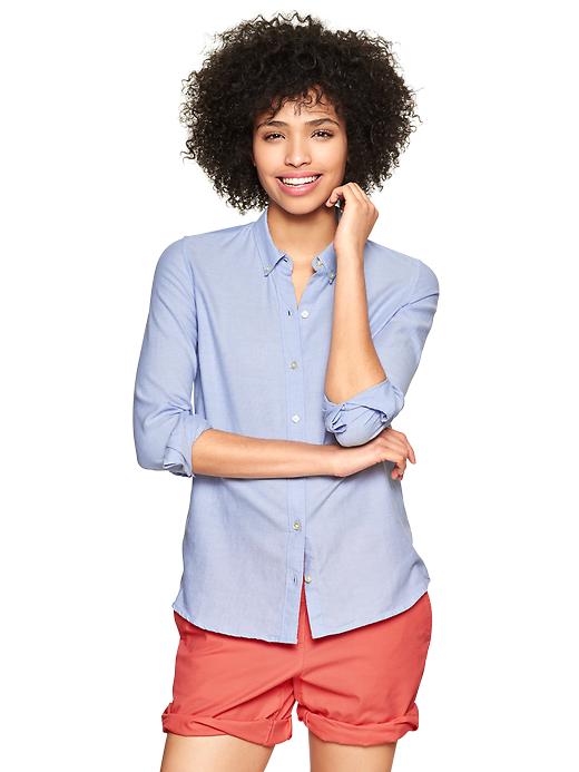 1 of 8 showing, with the color light blue wash of product Fitted boyfriend oxford shirt