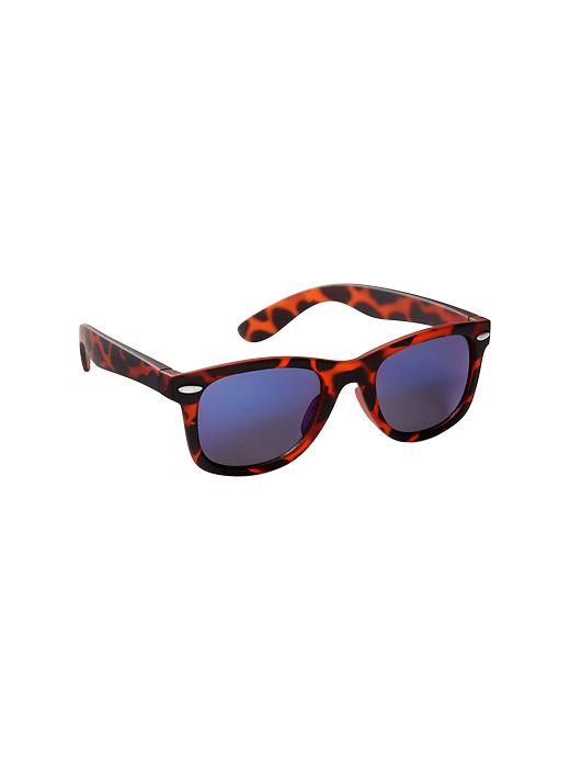 1 of 8 showing, with the color dark tortoise of product Retro sunglasses