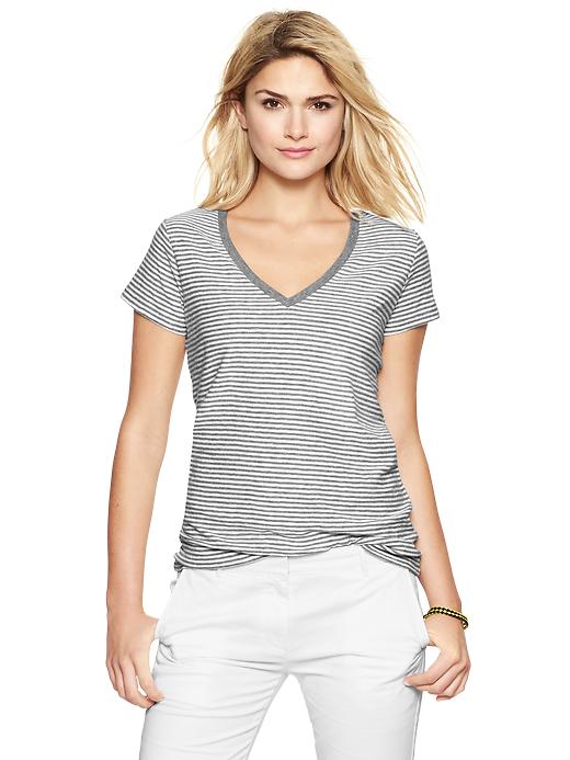 1 of 8 showing, with the color gray stripe of product Essential stripe V-neck tee