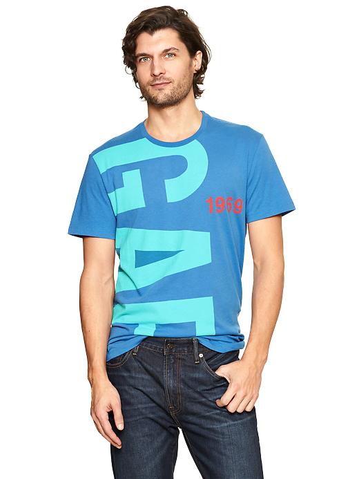 1 of 8 showing, with the color mascot blue of product Large arch logo t-shirt