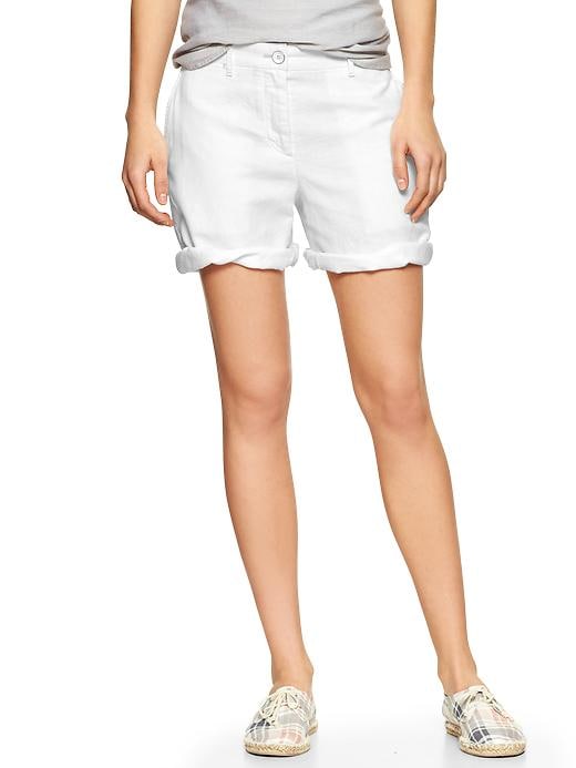 1 of 8 showing, with the color white of product Boyfriend roll-up linen shorts