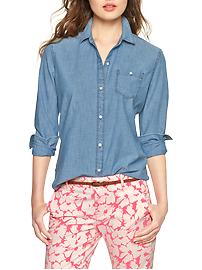 View large product image 3 of 3. 1969 chambray one-pocket shirt